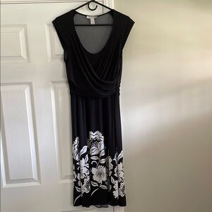 White House Black Market Black and White Ruched Midi Dress